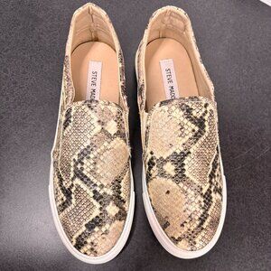 Steve Madden Gills Natural Faux Snake Slip-On Sneakers Women's Loafers Size 7.5